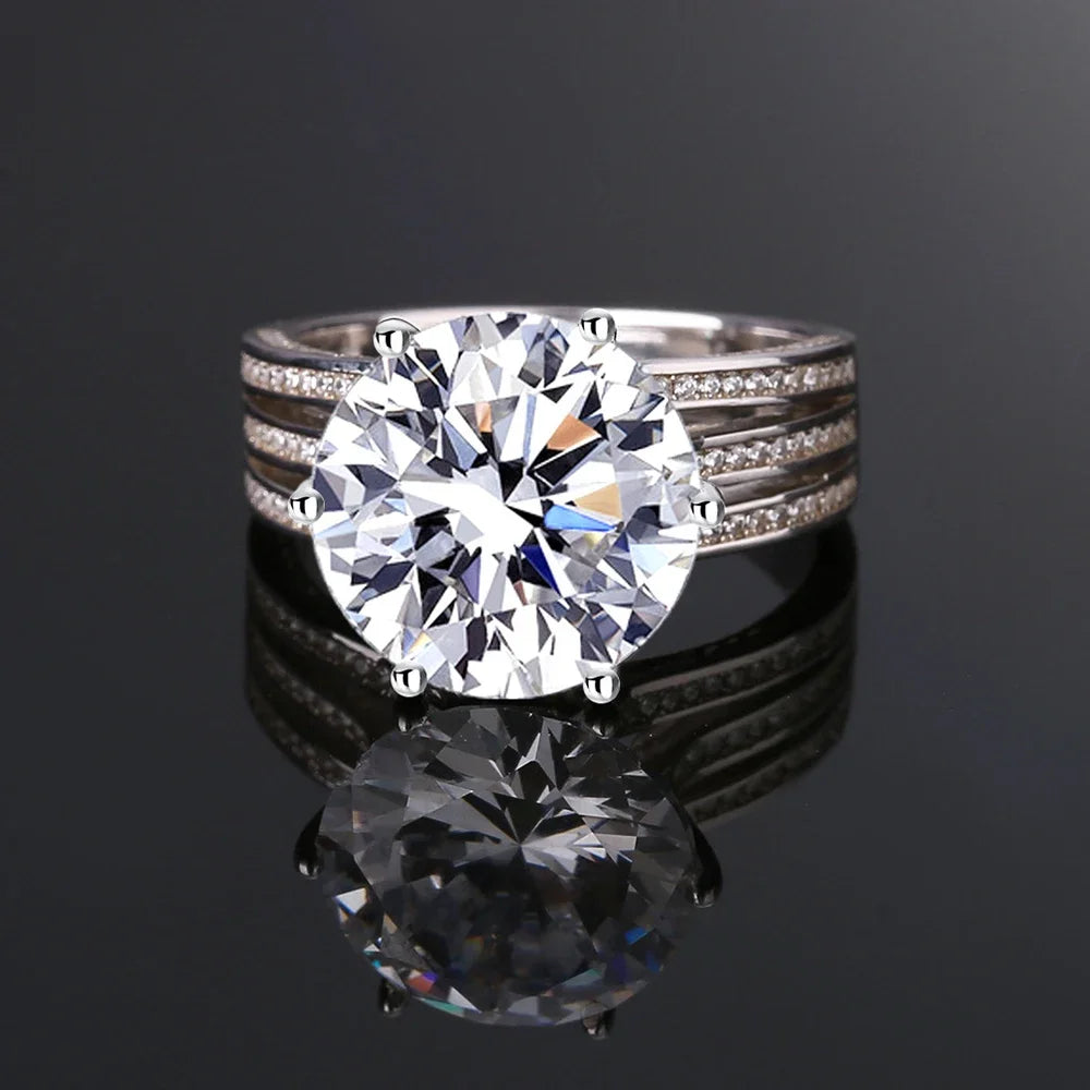 Diorina Jewelry Celestial Radiance Solitaire Ring – Triple Band with Brilliant-Cut Center Stone