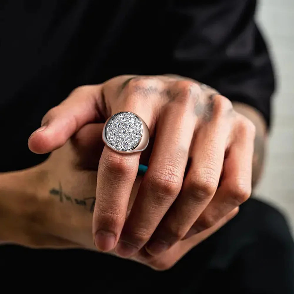 Diorina Jewelry Bold Ice Men’s Pavé Signet Ring – white gold plated with Diamonds